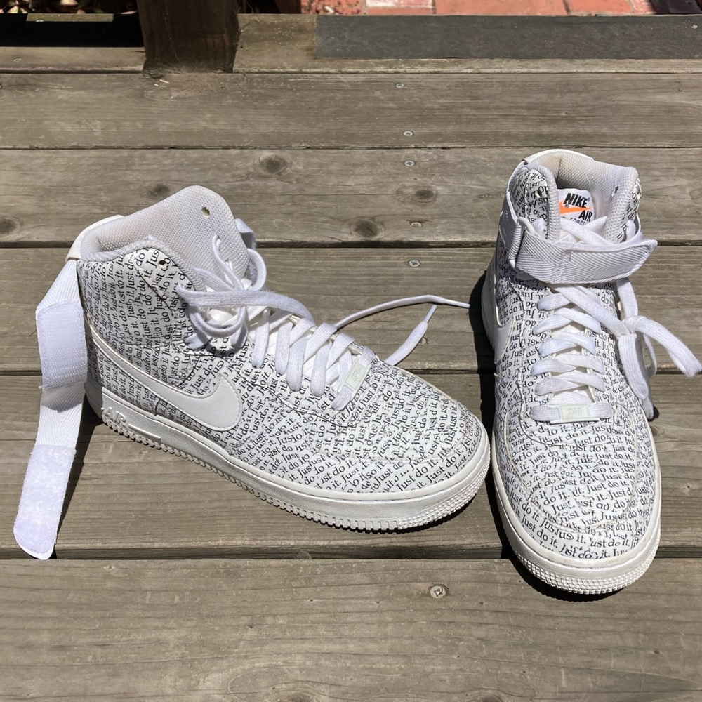 Nike Air Force 1